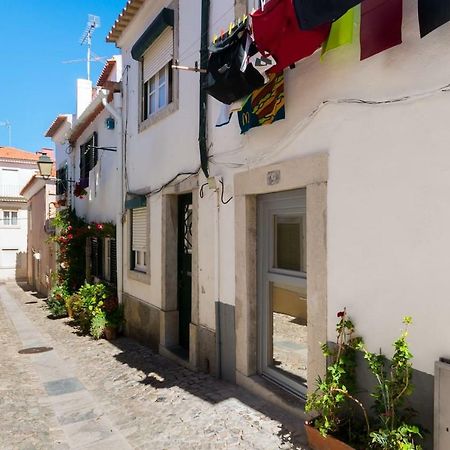 Cascais Center Minihouse For 2 - 3Min From The Sea Apartment Exterior photo