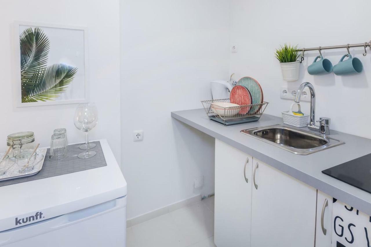 Cascais Center Minihouse For 2 - 3Min From The Sea Apartment Exterior photo